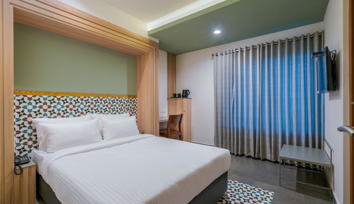 Executive Room