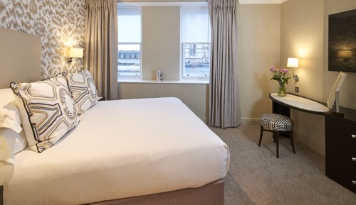 Saint Paul's 2 Bedroom Penthouse