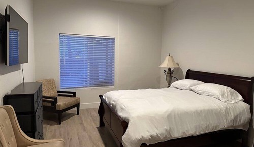 Single Room, 1 King Bed, Accessible, Non Smoking