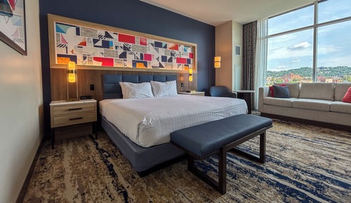 Deluxe Room, 1 King Bed