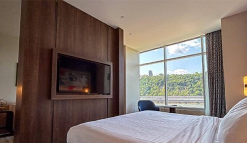 Executive Studio Suite