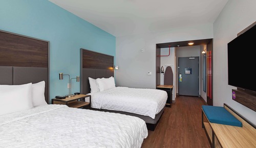 Room, 2 Queen Beds