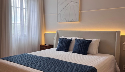 Premium Suite