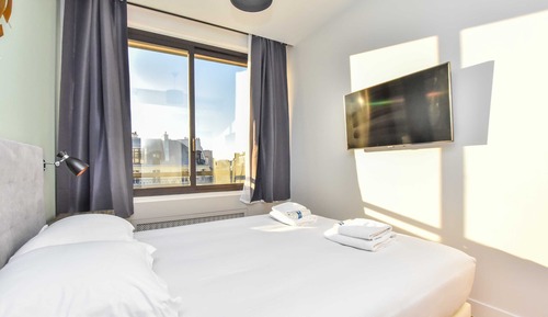 Comfort Apartment, City View