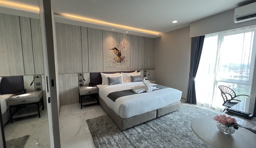 Premium Room, 1 King Bed