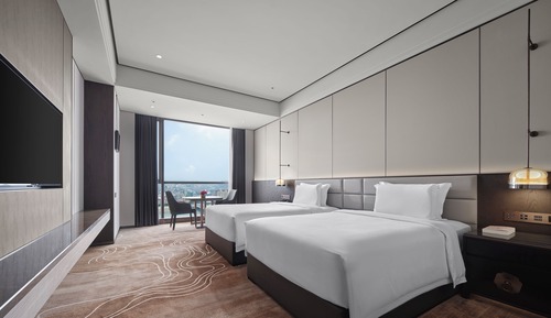 Deluxe River View Twin