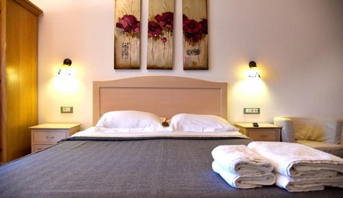 Basic Double Room