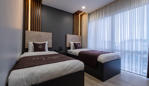Standard Twin Room