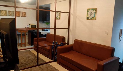Deluxe Studio