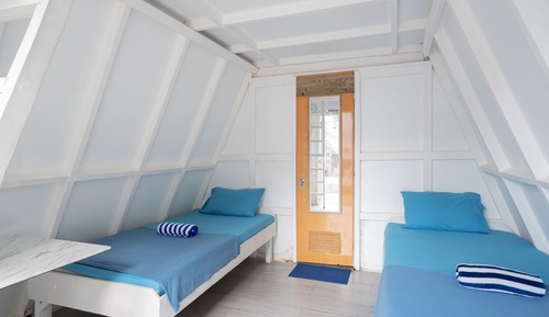 Deluxe Tepee