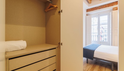 Executive Apartment, City View
