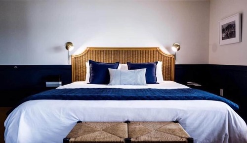Waterfront Suite