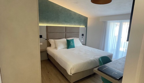 Triple Room, Balcony