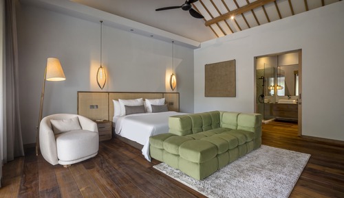 Deluxe Villa, 2 Bedrooms, Bathtub, Pool View
