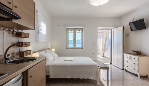 Executive Studio Suite