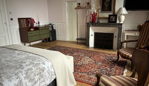Superior Triple Room, Ensuite, River View (chambre chateau Montrose)