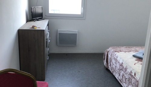 Comfort Room, Kitchenette