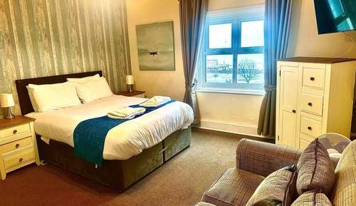 Standard Triple Room, Multiple Beds, Sea View