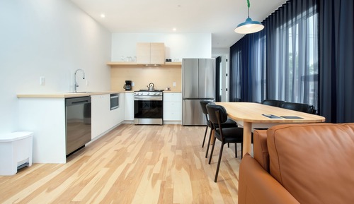 LV400 - One-bedroom Loft