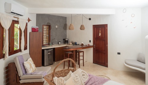 Studio, Kitchenette, Garden View