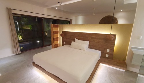 Junior Suite, 1 King Bed