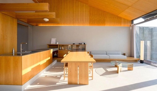 Room (H1)