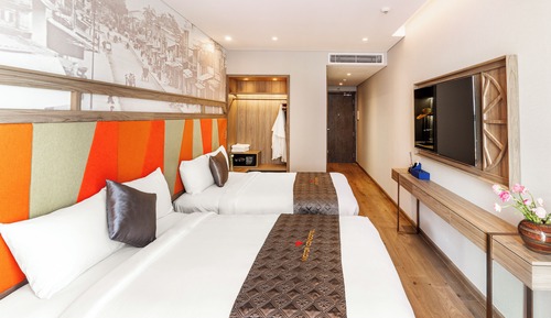 Studio Suite, 2 Twin Beds, Garden View