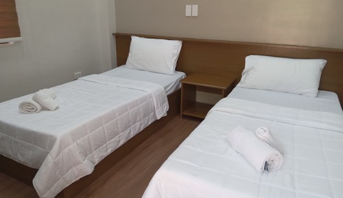 Basic Twin Room