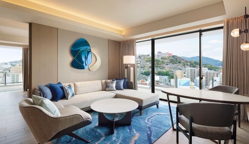 Club Suite, 1 King Bed, City View