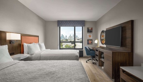 Room, 2 Queen Beds, City View