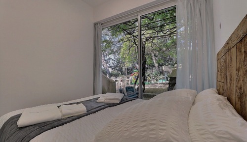 Business Apartment