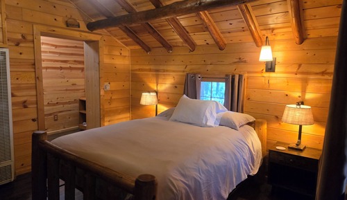 Standard Cabin, 1 Queen Bed, Accessible, Garden View