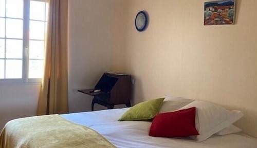 Double Room (Clairette)