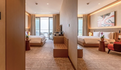 Deluxe Room, 1 King Bed, Sea View
