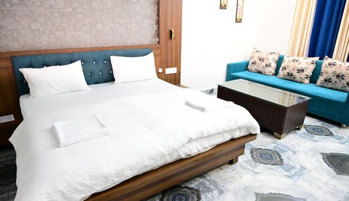 Premium Room
