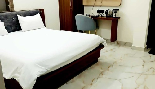 Deluxe Room, 1 Double Bed, City View