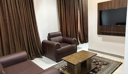 Elite Suite