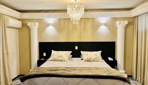 Premium Suite