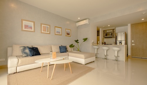 Apartment (307)
