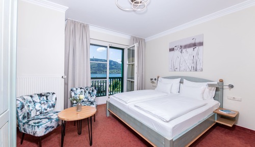Classic Double Room, 1 Queen Bed, Balcony, Lakeside
