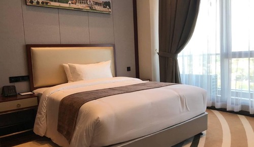 Deluxe Single Room, City View