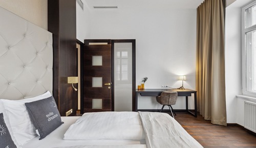 One-Bedroom Suite with sofa bed