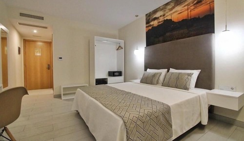 Standard Double Room, 1 Bedroom, Balcony, Pool View
