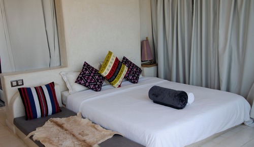 Luxury Suite