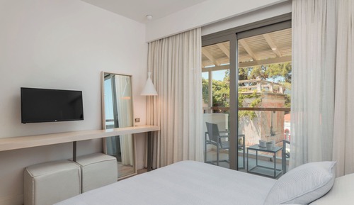 Deluxe Double or Twin Room, Balcony, Pool View