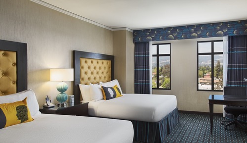 Deluxe Room, 2 Queen Beds, Non Smoking