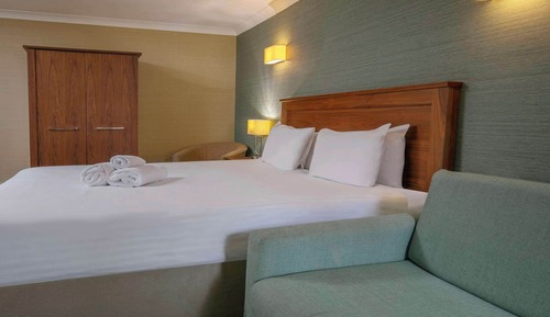 Family Suite, 1 Double Bed, Non Smoking (with Sofabed)