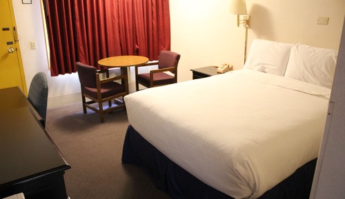 Standard Room, 1 Queen Bed, Non Smoking