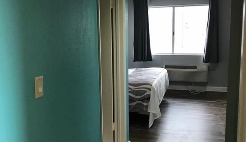 Standard Room, 1 King Bed, Non Smoking