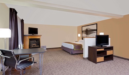 Superior Studio Suite, 1 King Bed, Non Smoking